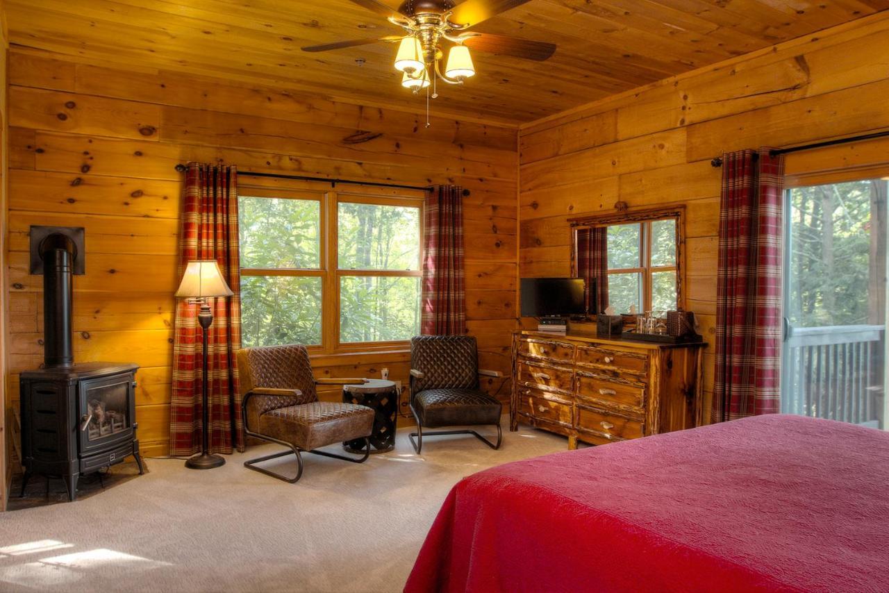 Lazy Bear Lodge Valle Crucis Exterior photo